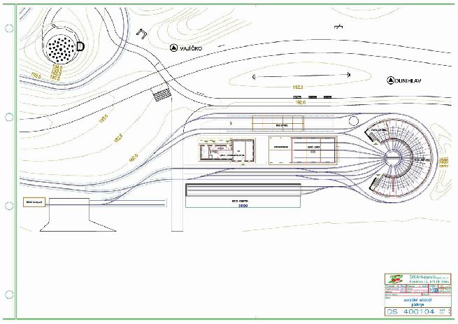 Půdorys centrálního nádraží s budovami.