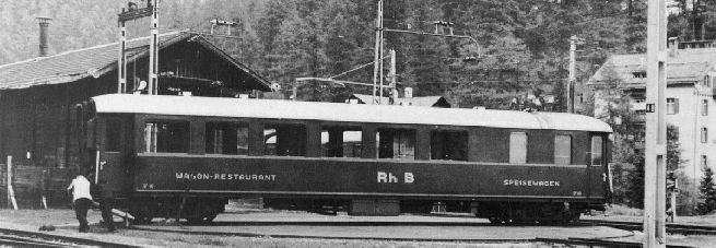 Vůz číslo 10 na začátku 50. let.