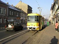 Modernizovaný vůz T3 na lince 1. Foto © Roman Šiler 11.12.2003