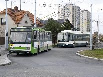 Konečná trolejbusů, na smímku zachyceny vozy 14Tr a 24Tr. Foto © Roman Šiler 11.4.2006