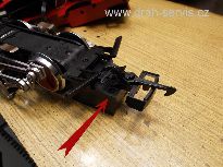 místo pro vruty upevnění podvozku