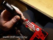 vruty osy táhel reverzu