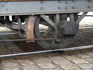 Nakolejování vozu č. 25. Foto © Martin Šiler.