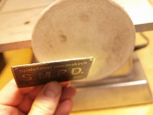 Dokonalá plocha po broušení.