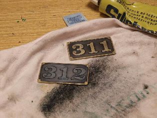 Srovnání výchozího a konečného povrchu.