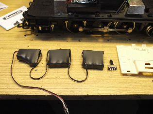 Kondenzátorový zdroj po vybalení.