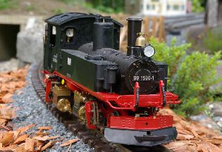 Detail úžasného modelu IV-K na středním zemním valu. Foto 14. 8. 2007.